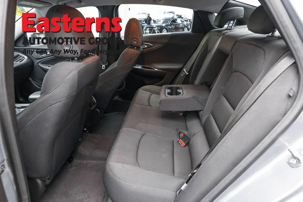 Used 2023 Gray Chevrolet LT image 21
