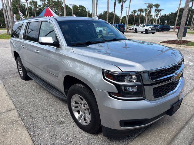 Used 2019 Silver Chevrolet LT image 2