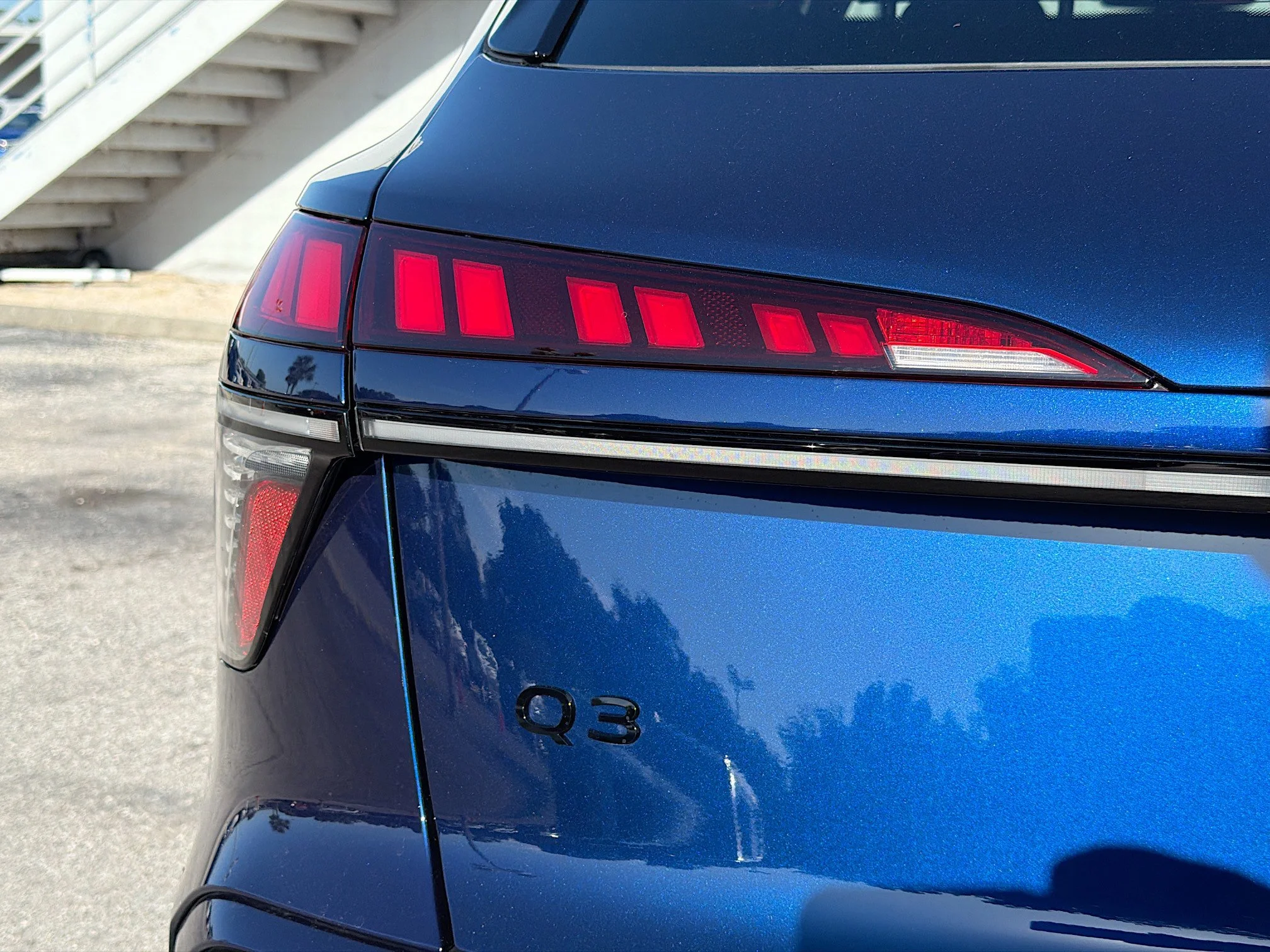 New 2026 Navarra Blue Metallic Audi S line image 10