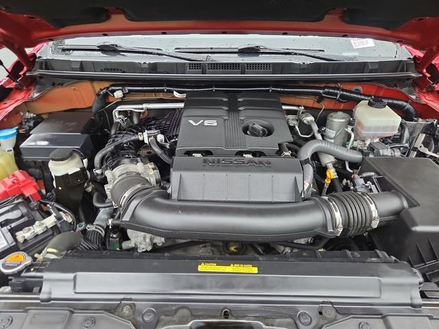 Used 2022 Red Nissan S image 30