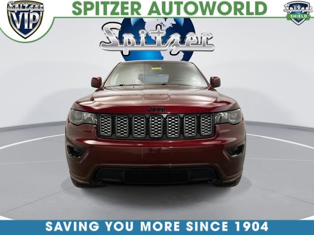 Used 2019 Red Jeep Altitude 4x4 image 4