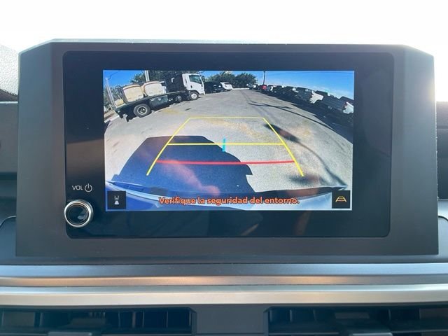 Used 2024 White Toyota SR5 image 10