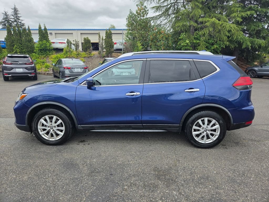 Used 2017 Blue Nissan SV image 3