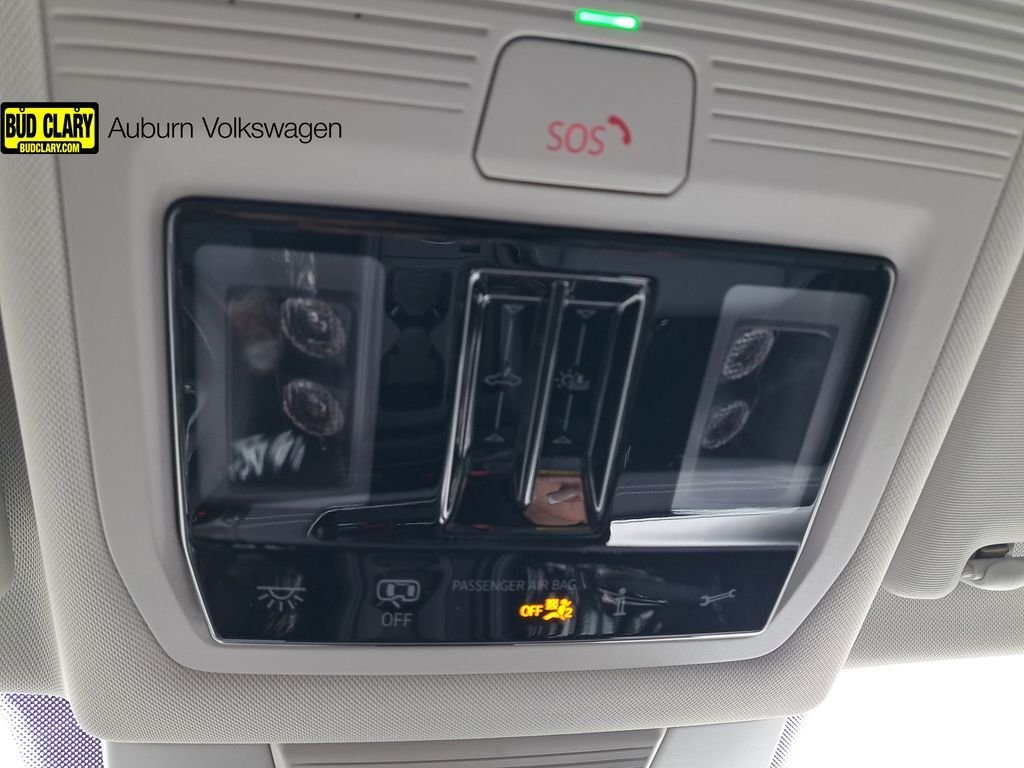 New 2026 White/off-white Volkswagen 2.0T SE image 10