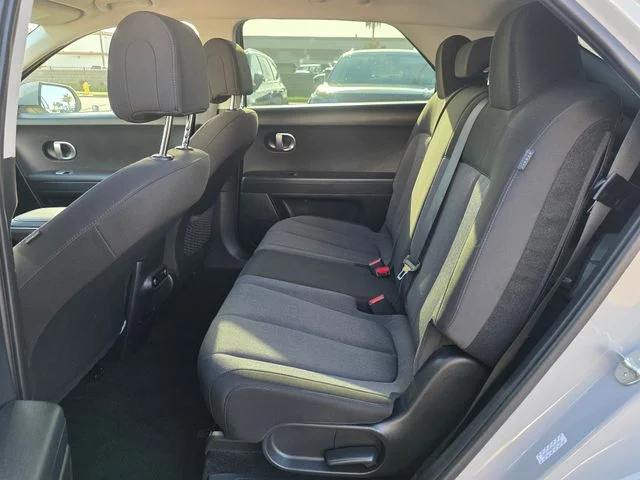 Used 2024 Gray Hyundai SE Standard Range image 14