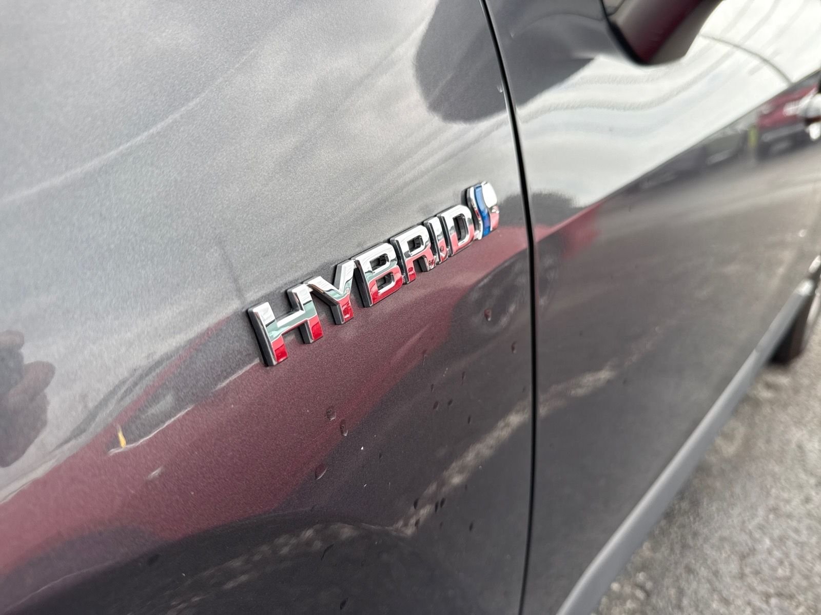 Used 2019 Magnetic Gray Metallic Toyota LE image 9