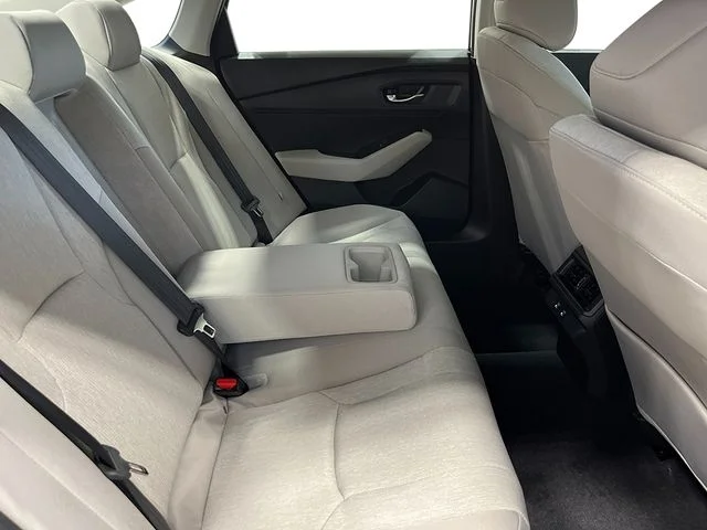 New 2026 Radiant Red Metallic Honda SE image 24