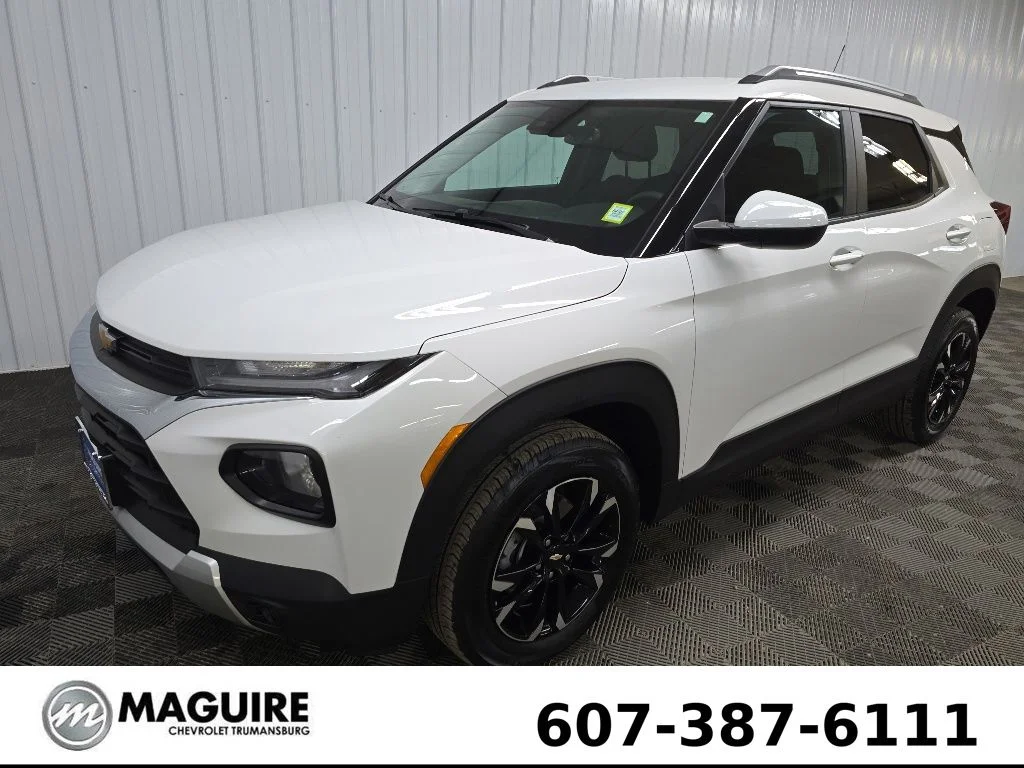 Used 2023 White Chevrolet LT image 8