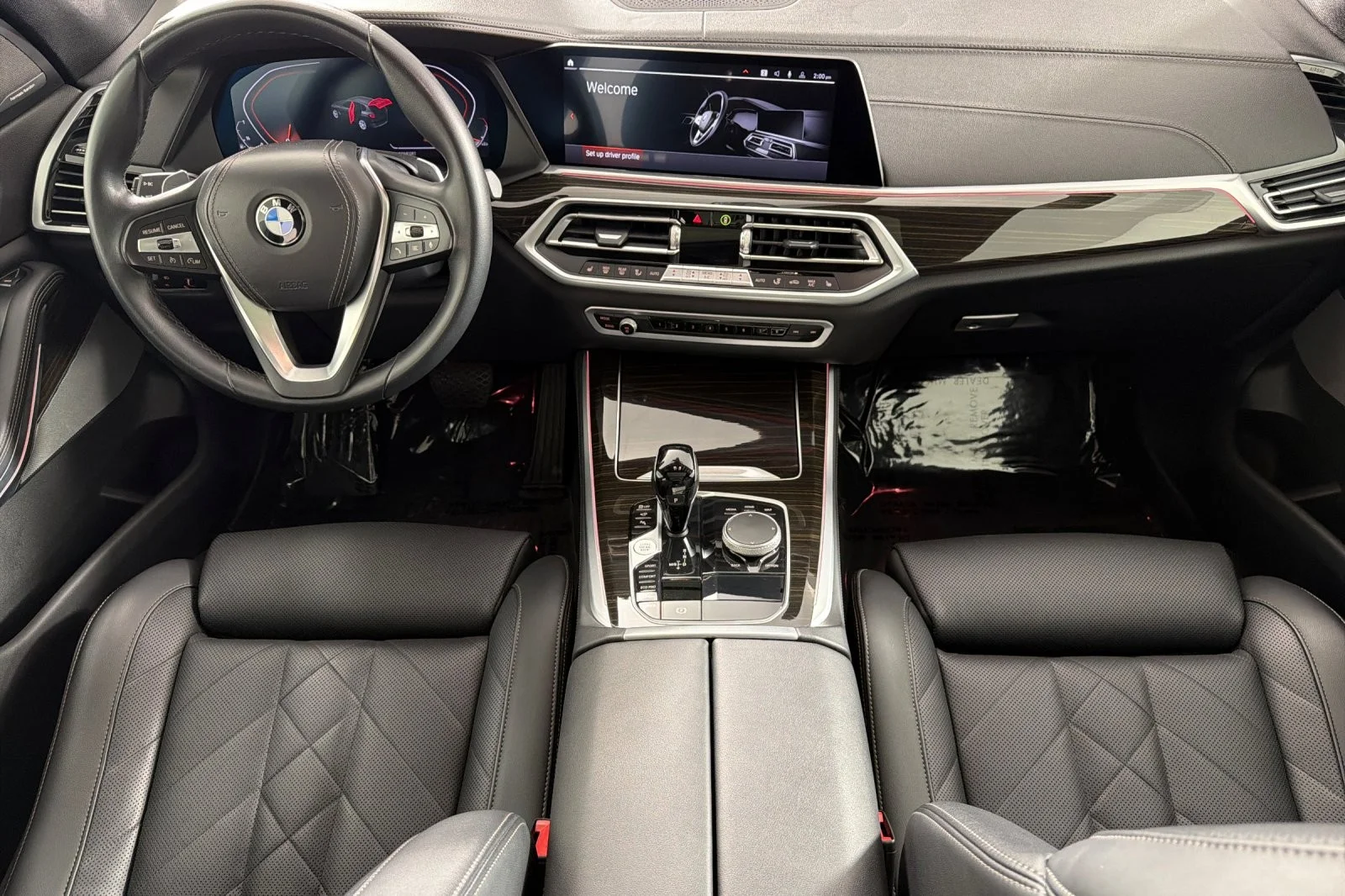 Used 2023 Alpine White BMW sDrive40i Sports Activity Vehicle image 12