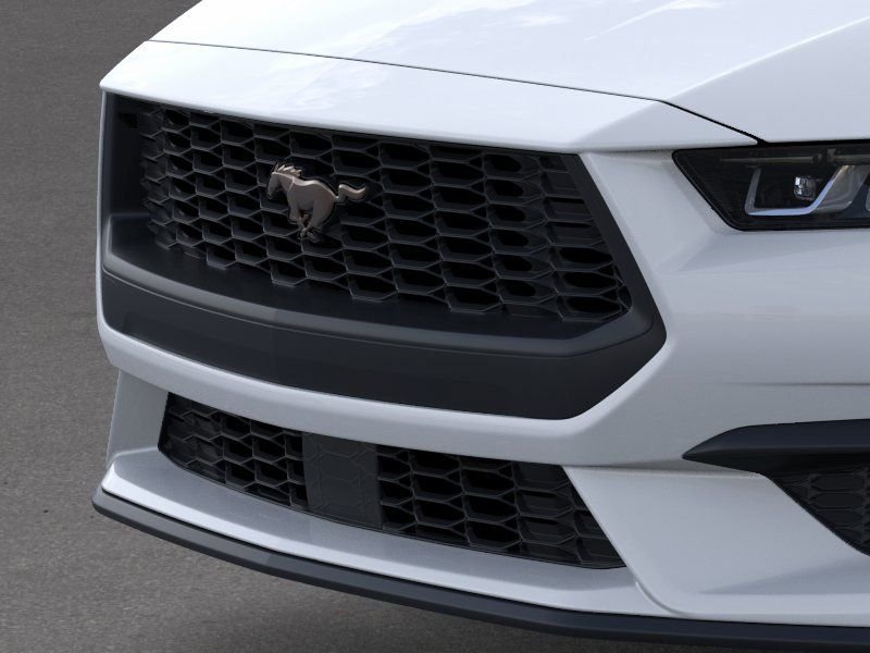 New 2025 Oxford White Ford EcoBoost Premium image 17
