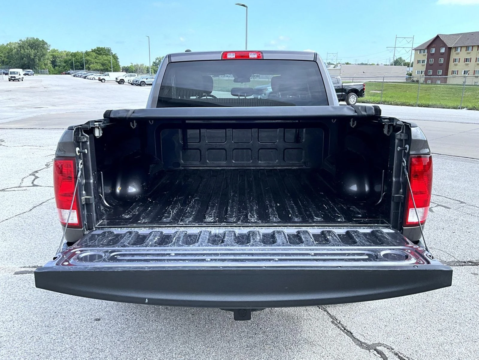 Certified Used 2019 Gray Ram Express image 10