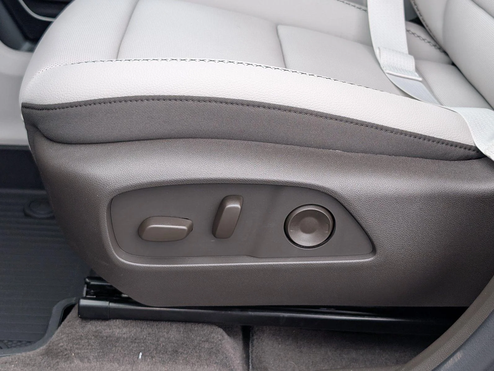 New 2026 Ebony Twilight Metallic GMC Denali image 11