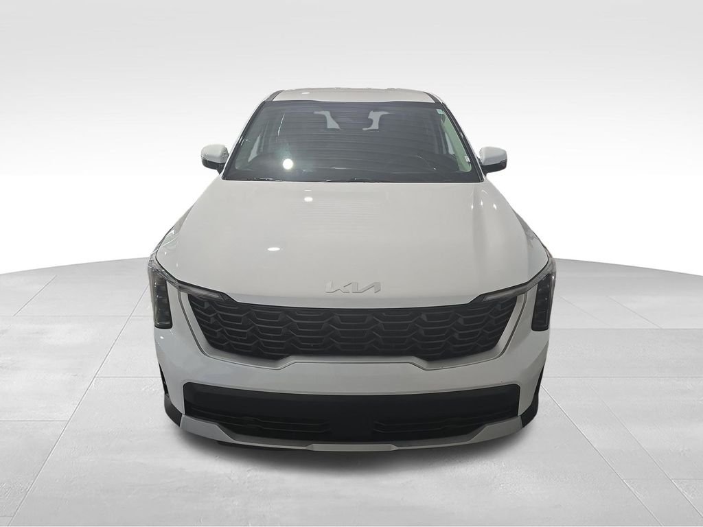 Used 2024 White Kia LX image 10