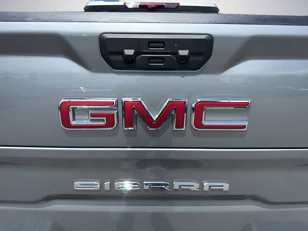 New 2026 Sterling Metallic GMC AT4 image 31