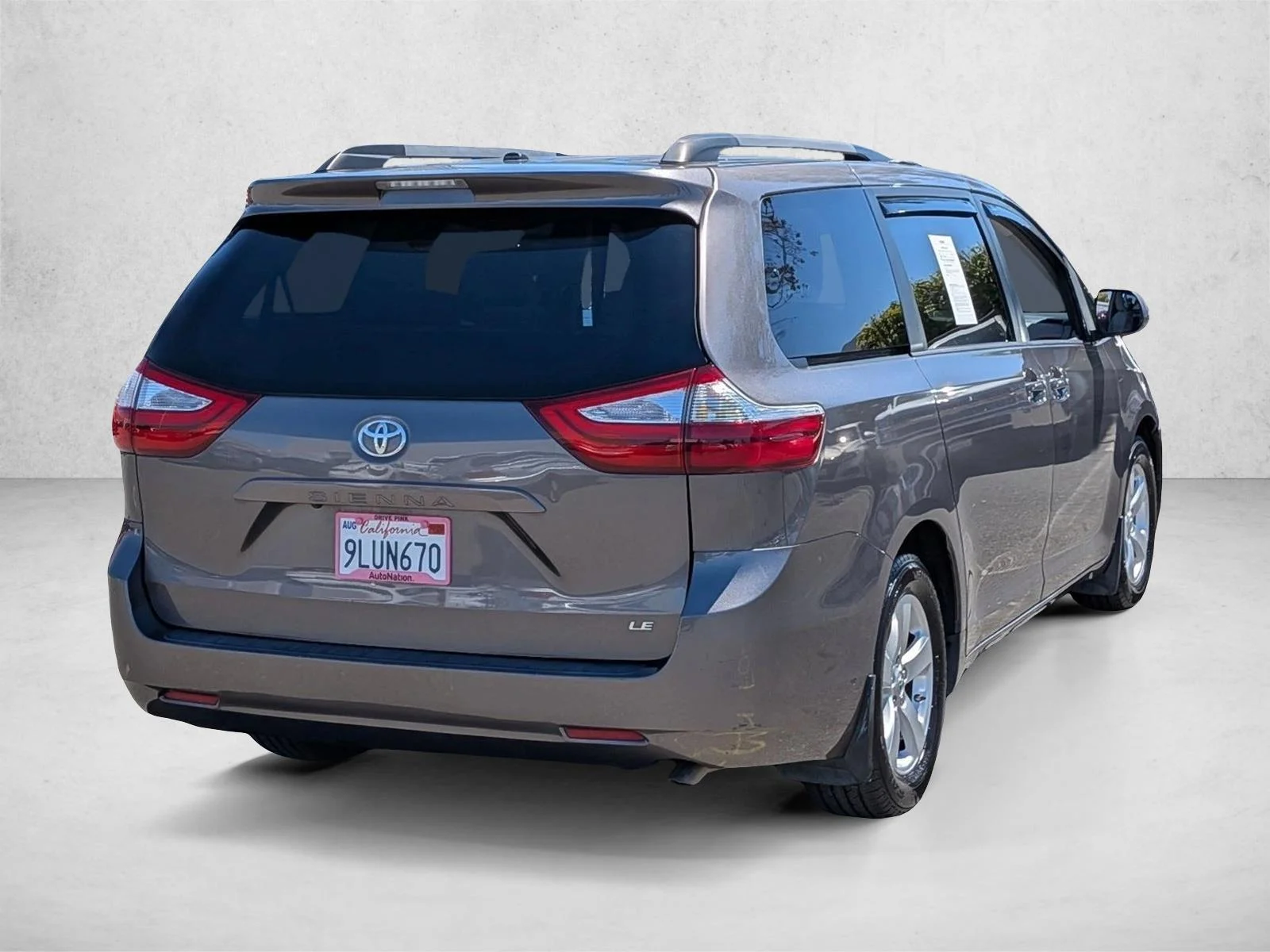 Used 2016 Predawn Gray Mica Toyota LE image 5