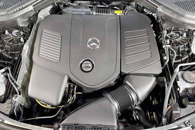 New 2027 Graphite Grey Metallic Mercedes-Benz GLC 300 image 58