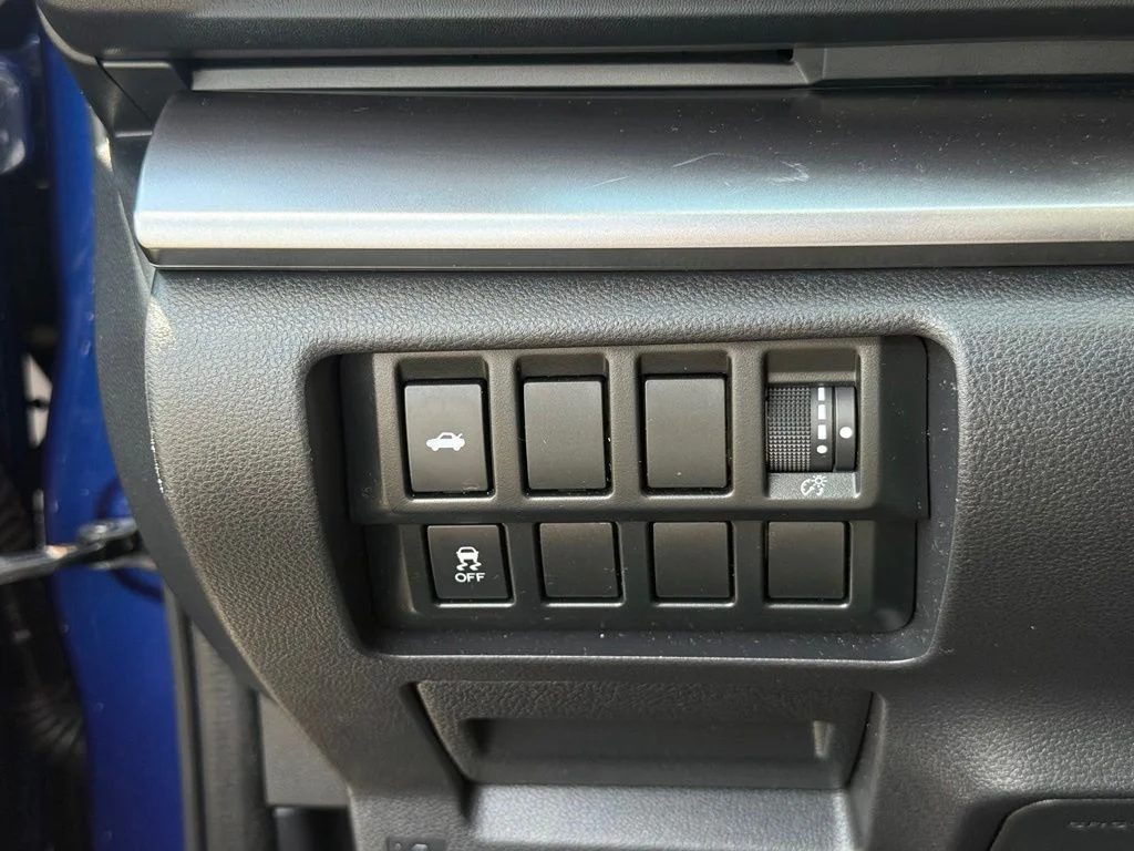 Used 2023 Blue Subaru Base image 12