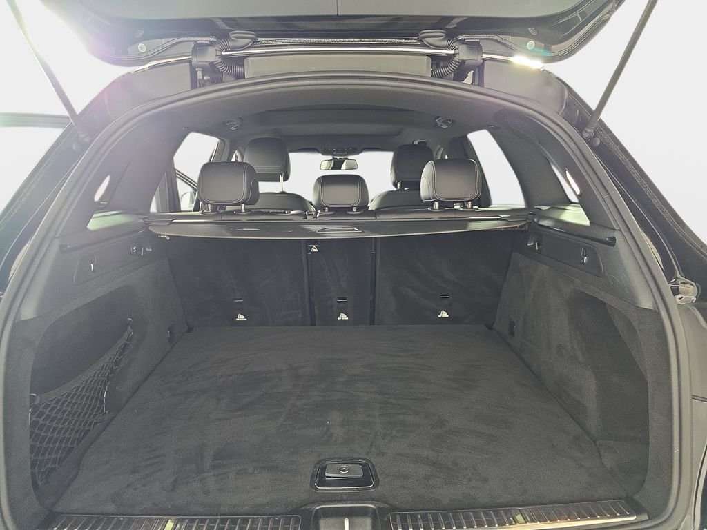 Used 2018 Black Mercedes-Benz GLC 300 image 13