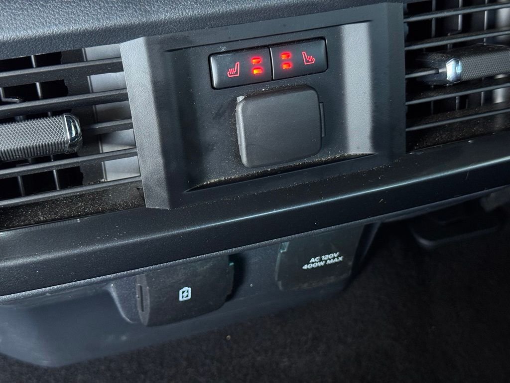 Used 2023 Black Ford Lariat image 23
