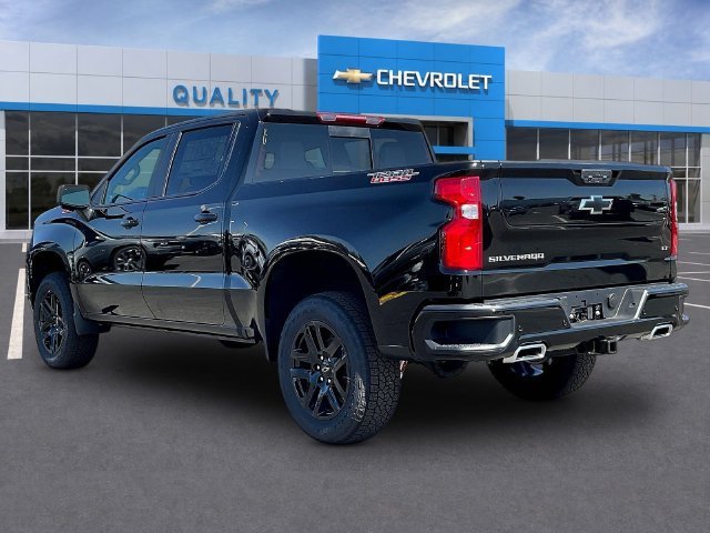 2026 Chevrolet Silverado 1500 LT Trail Boss - Photo 3