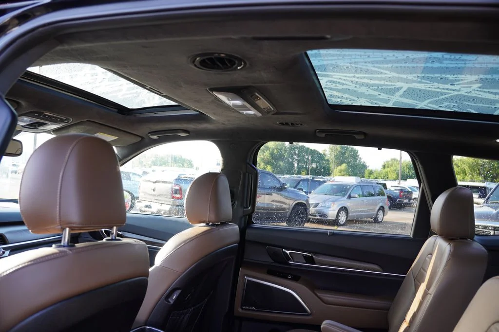 Used 2021 Ebony Black Kia SX image 6