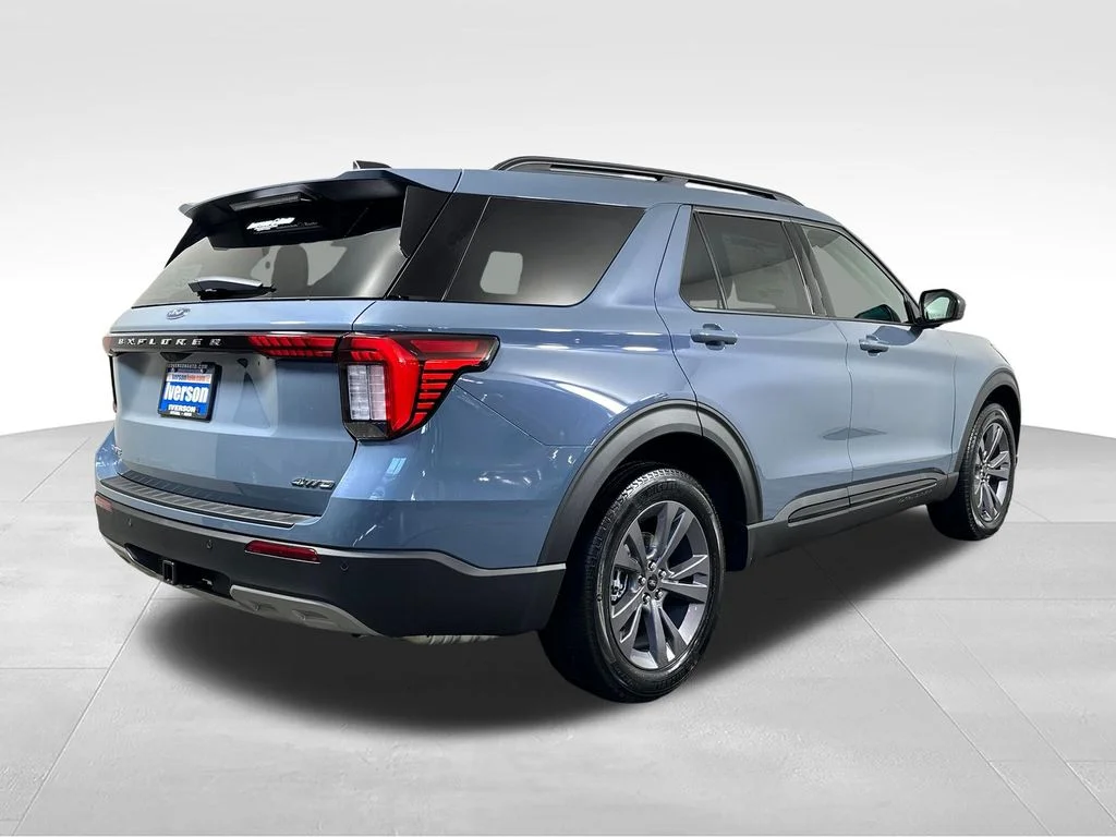 New 2026 Vapor Blue Metallic Ford Active image 10