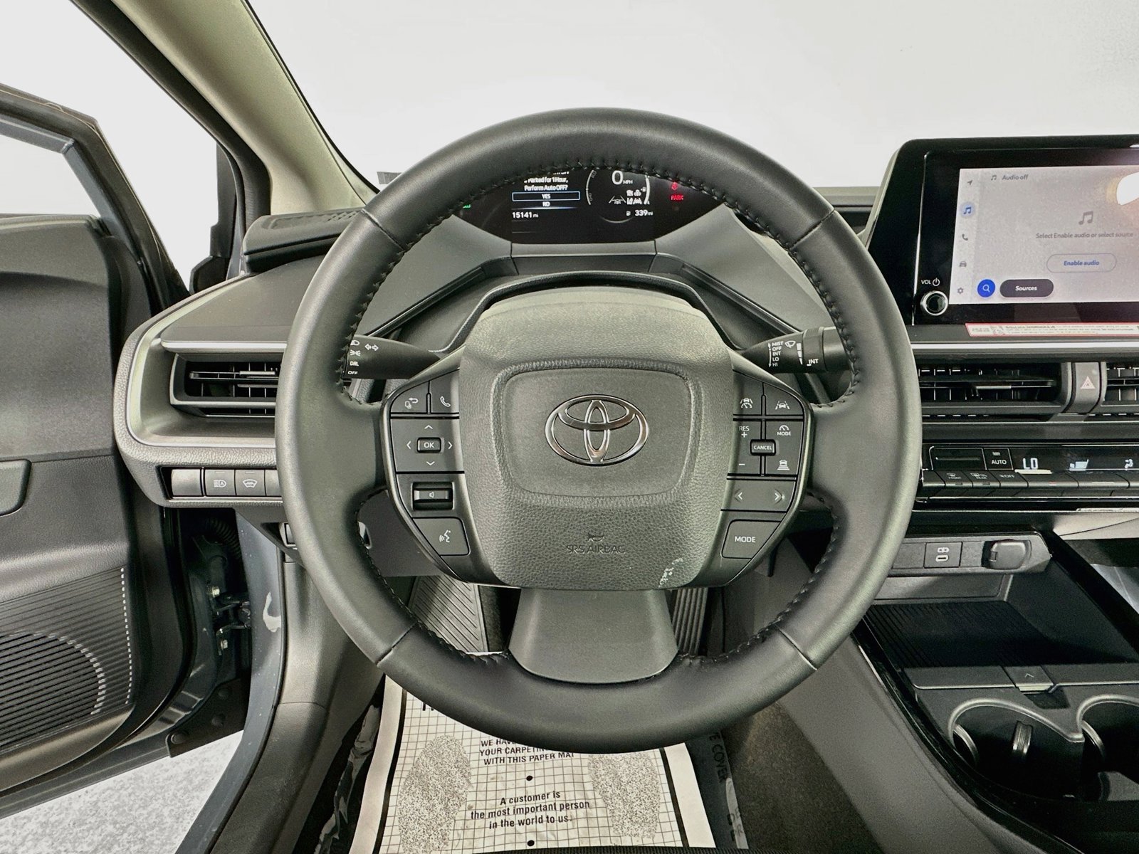 2026 Toyota Prius LE - Photo 13