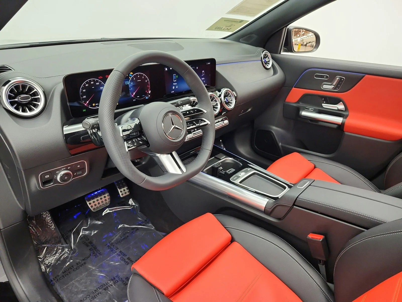 Used 2026 Night Black Mercedes-Benz GLA 250 SUV image 12