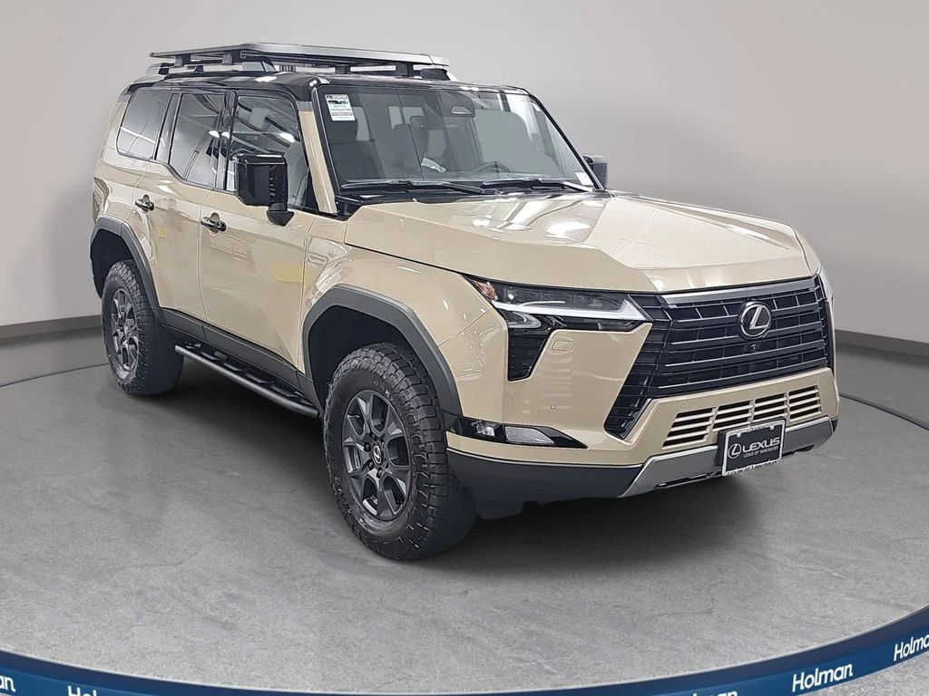 New 2026 Earth and Black Onyx Lexus OVERTRAIL PLUS image 3