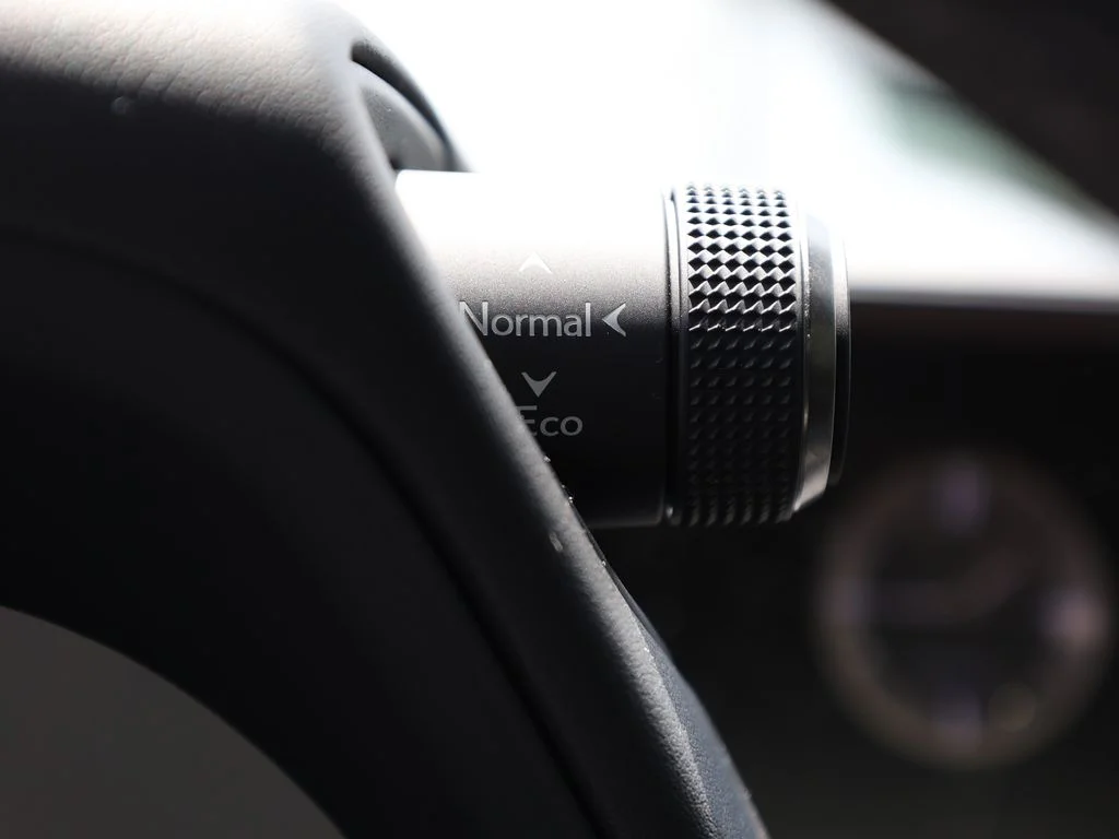 Used 2021 Black Lexus 200 Base image 42