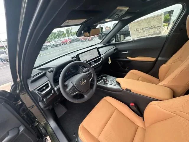 New 2026 Nori Green Pearl Lexus 300h Premium image 27