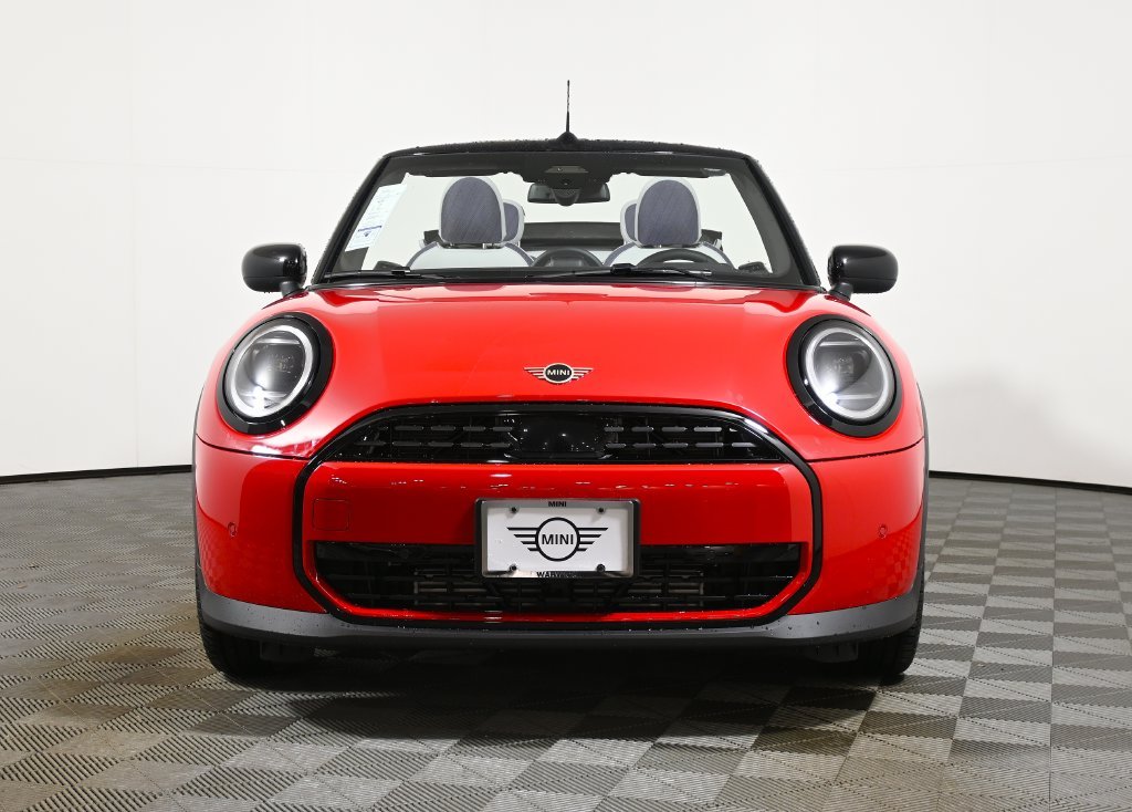 Used 2026 Red MINI  image 18