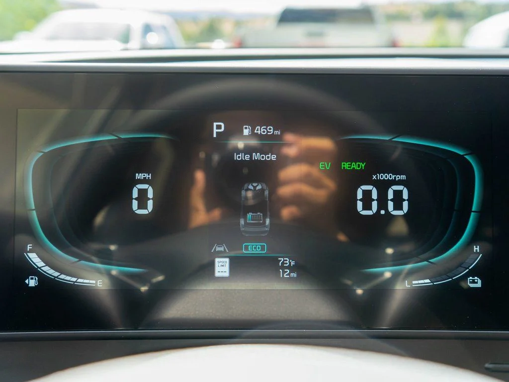 2025 Kia Sportage EX Hybrid - Photo 19