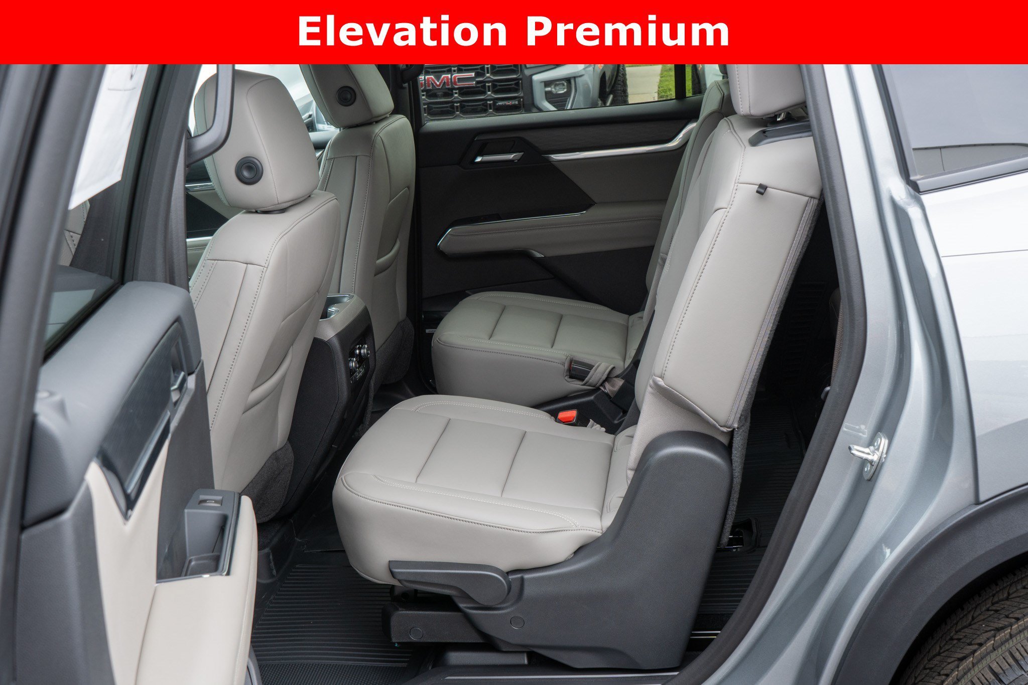 2026 GMC Acadia Elevation - Photo 29
