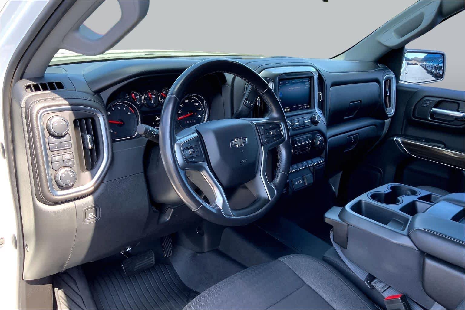 Certified Used 2020 SUMMIT WHITE Chevrolet LT Trail Boss image 18