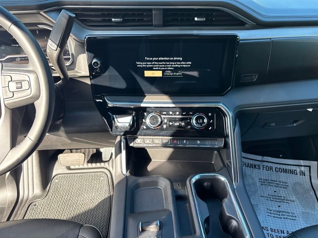 Used 2025 Silver GMC Denali image 26