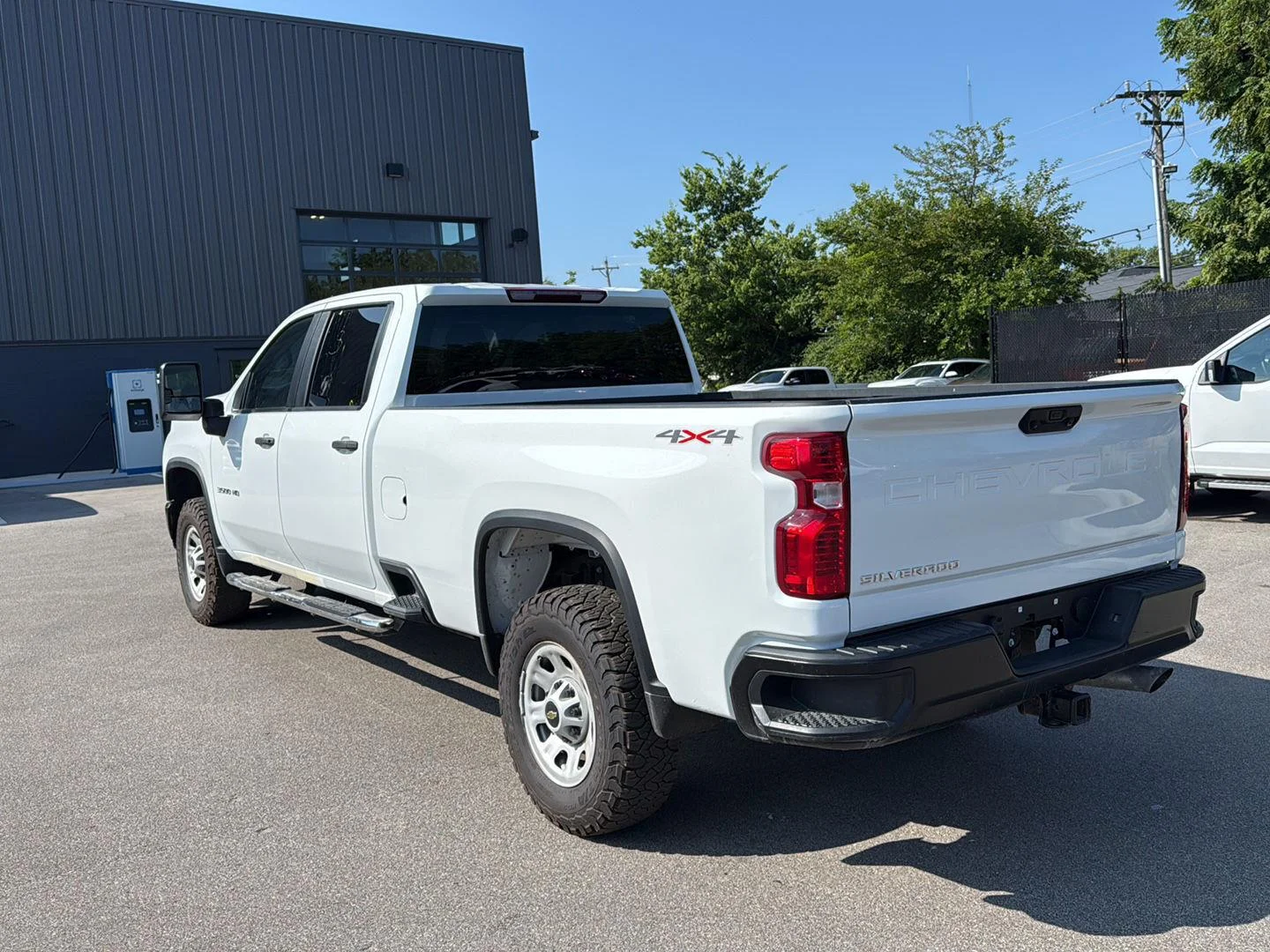 Used 2024 Summit White Chevrolet WT image 5
