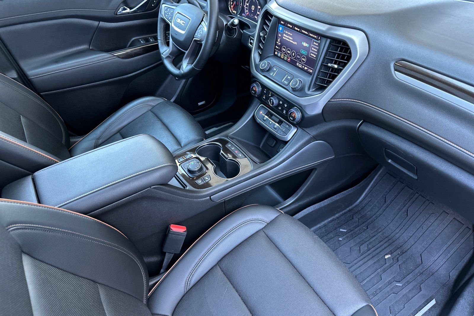 2023 GMC Acadia AT4 - Photo 16