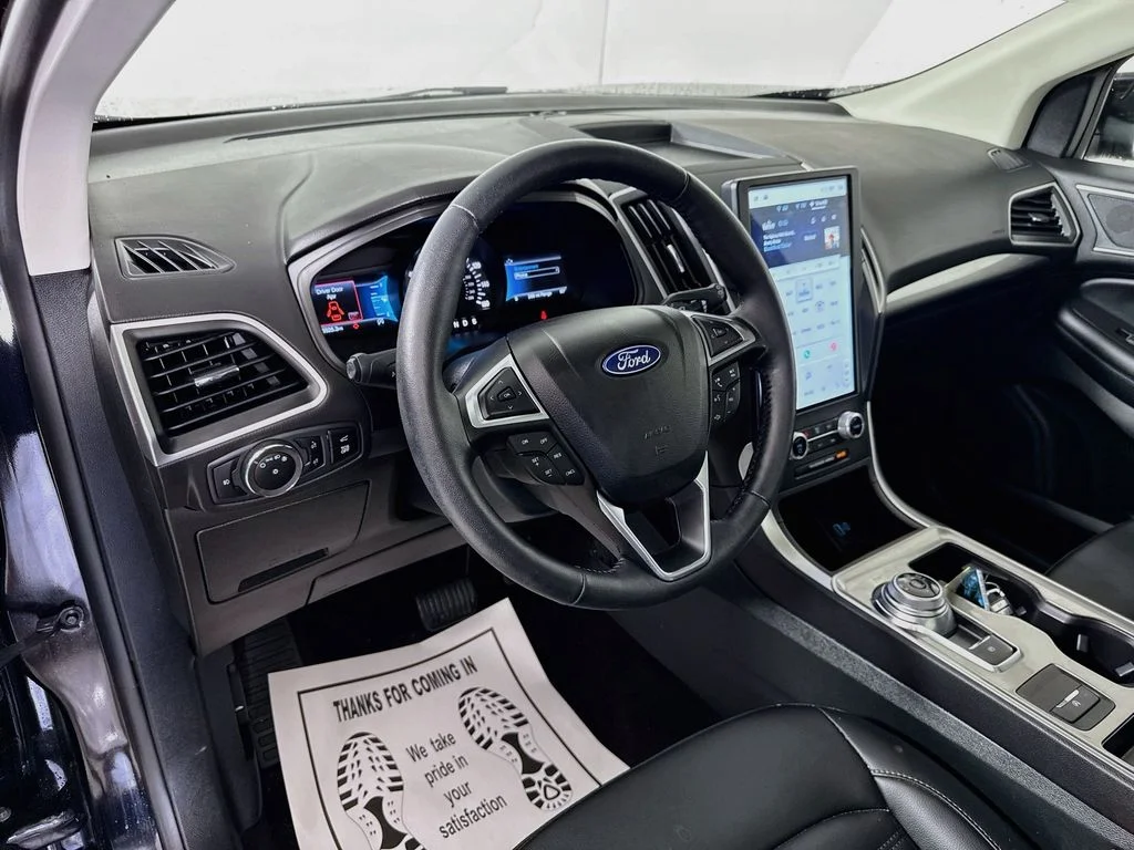 Used 2023 Agate Black Metallic Ford SEL image 13