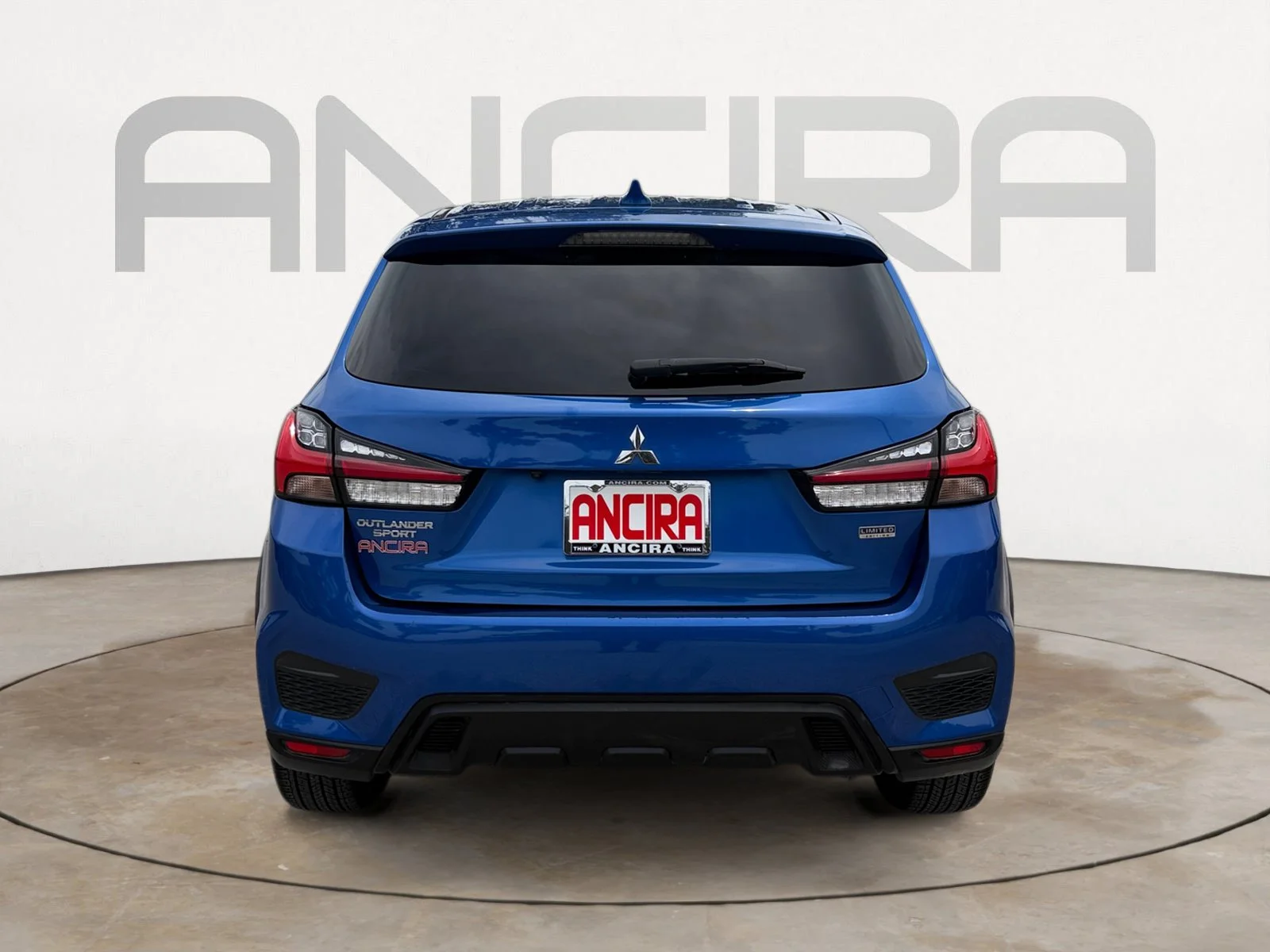Used 2021 Octane Blue Metallic Mitsubishi LE image 9