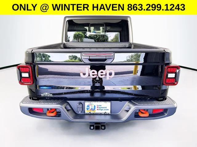 Used 2025 Black Jeep Mojave image 6