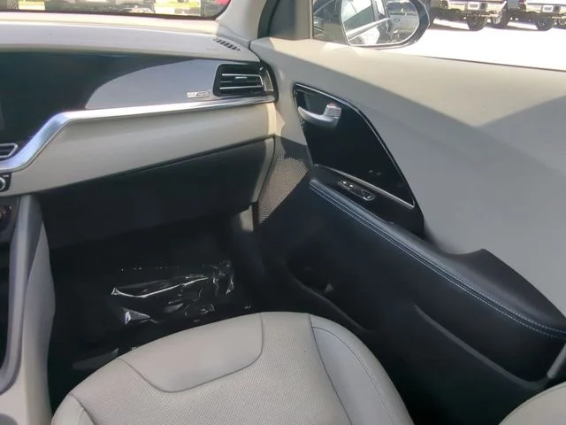 Certified Used 2020 Black Kia EX Premium image 17