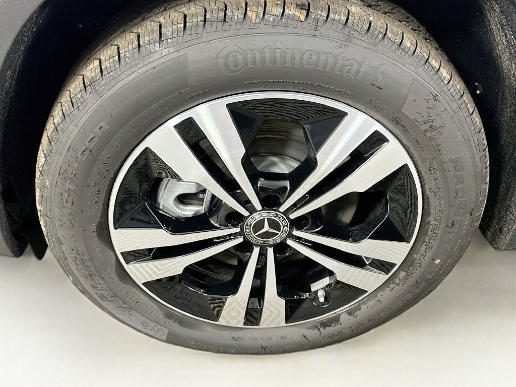 New 2026 Polar White Mercedes-Benz GLA 250 image 61
