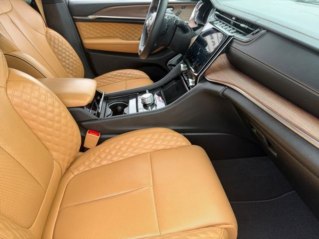 Used 2022 White Jeep Summit 4xe image 14