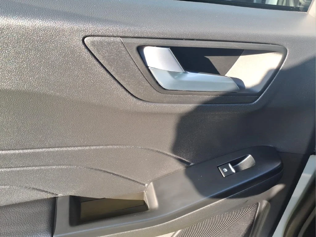Used 2025 Silver Ford ST-Line image 9