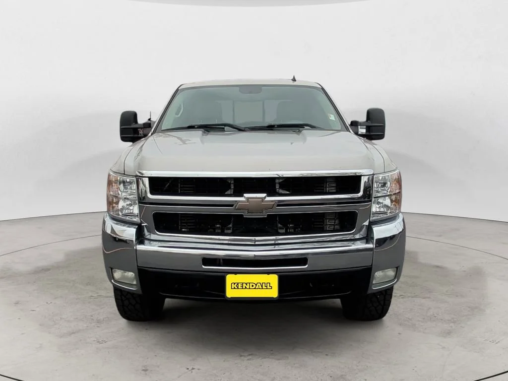 Used 2007 Silver Birch Metallic Chevrolet SRW LTZ image 8