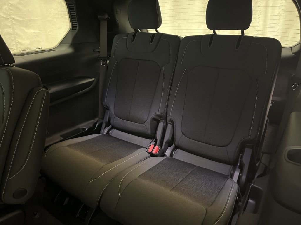 Used 2025 Baltic Gray Metallic Clearcoat Jeep Laredo X image 13