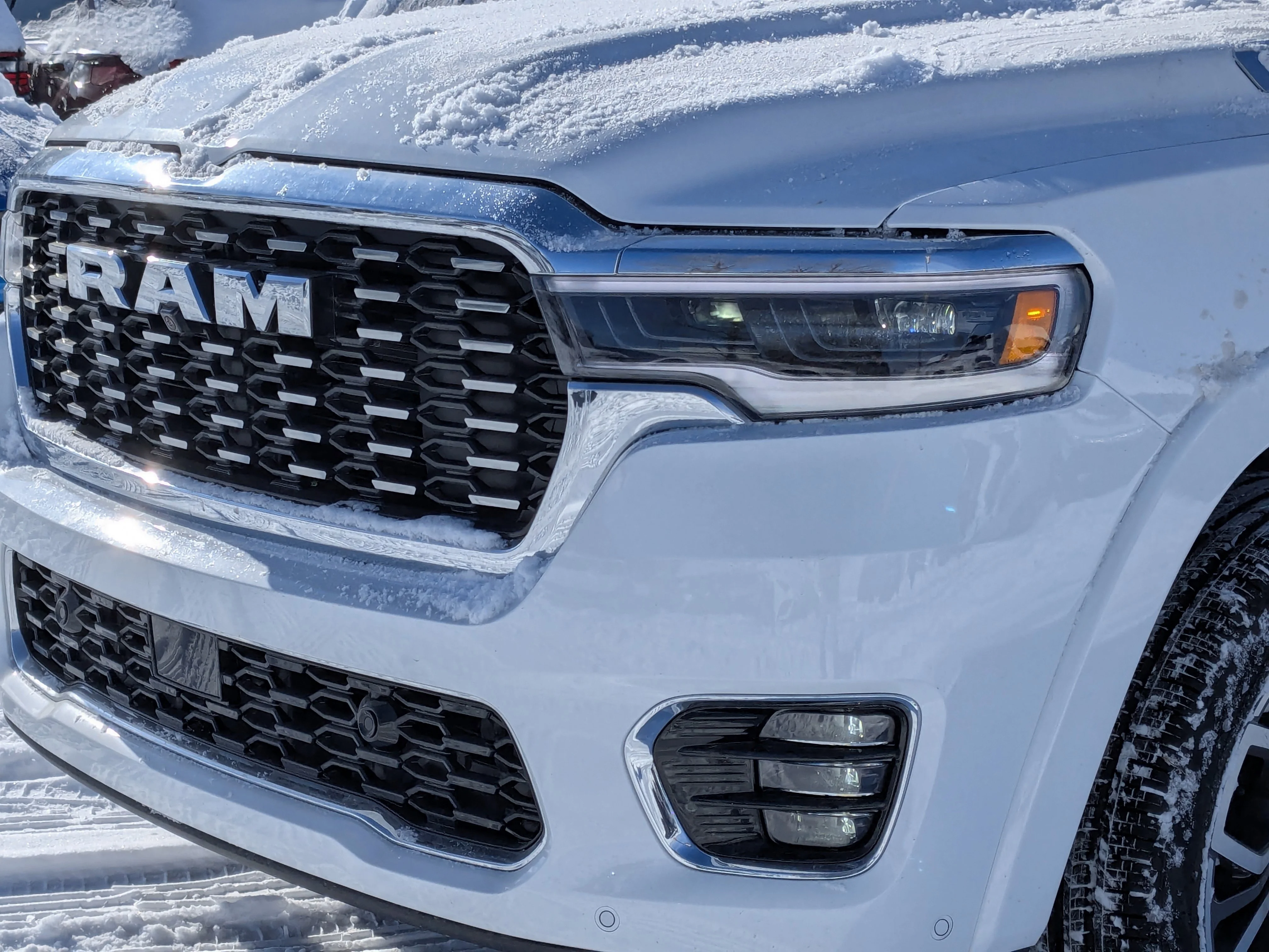 New 2026 White RAM Tungsten - - Hurricane HO Turbo - Multi-Function Tailgate - Prem Lthr - Trailer Brake - 8-Spd Auto & image 10