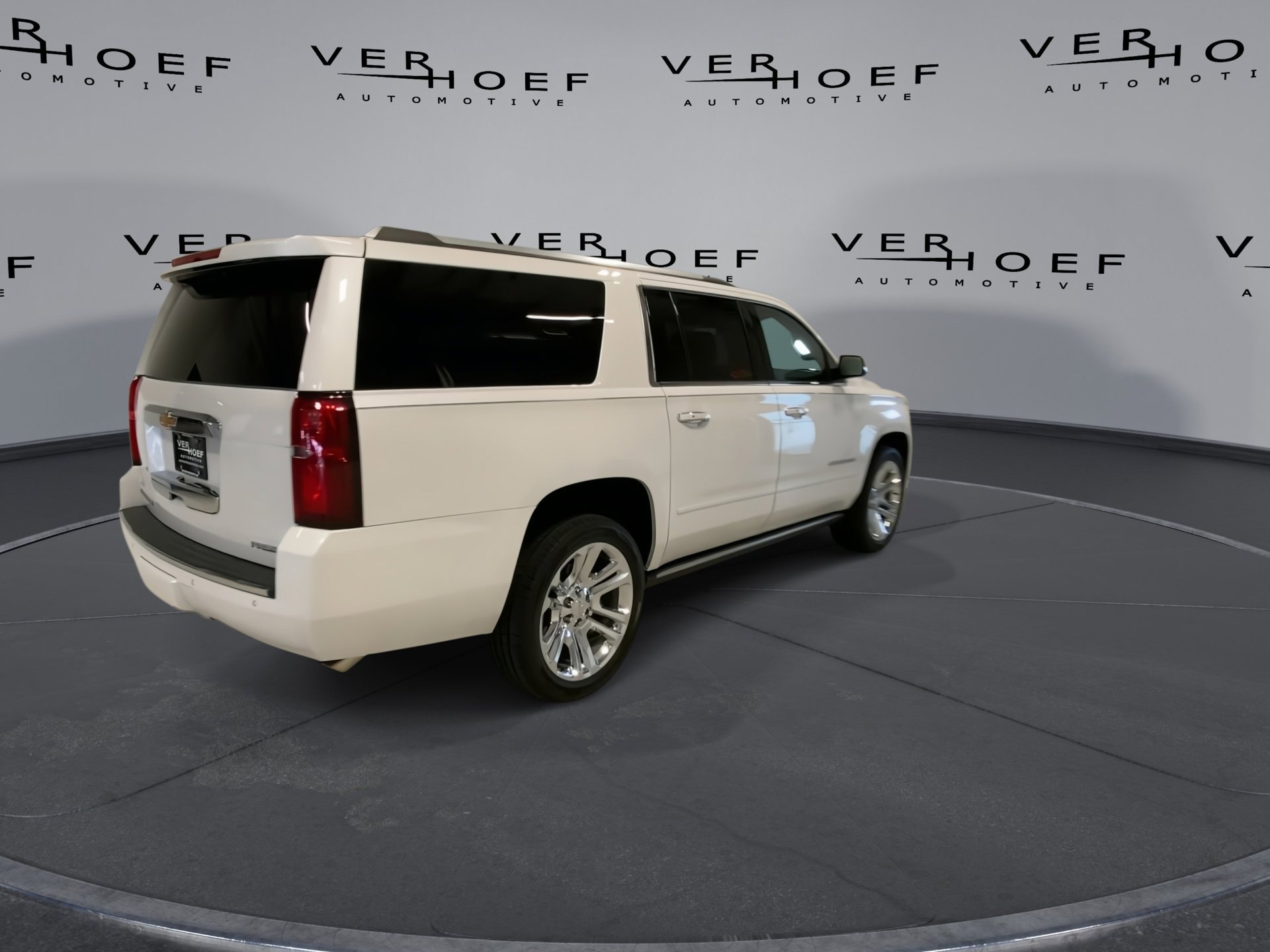 Used 2020 IRIDESCENT PEARL TRICOAT Chevrolet Premier image 8