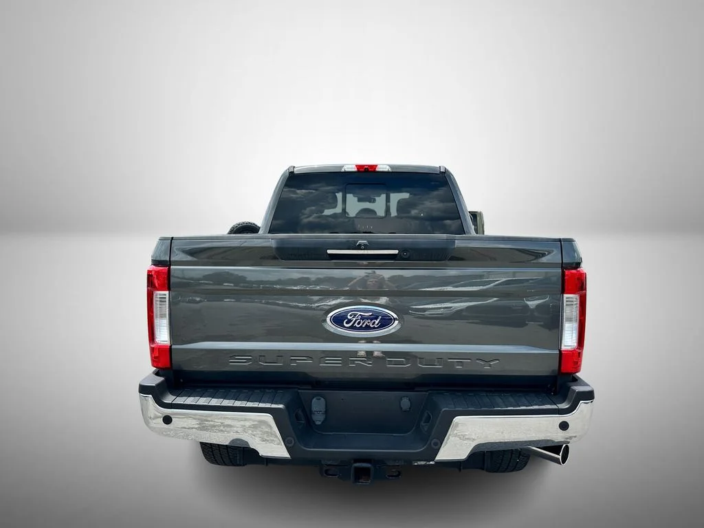 Used 2019 Gray Ford Lariat image 9